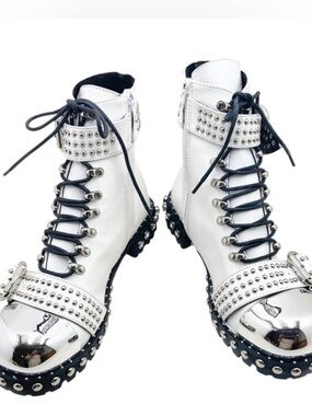 Jeffrey Campbell White Studded Lace-Up Combat Boots with Silver Toe Size 10